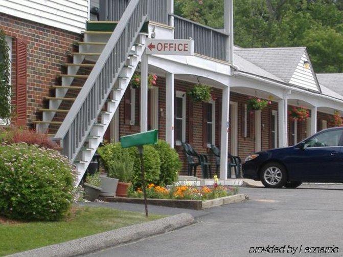 Pilgrim Inn Lee Kültér fotó